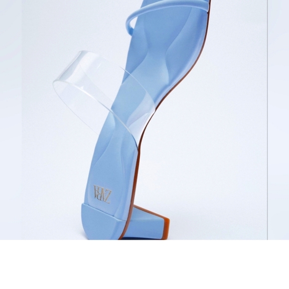 NWOT ZARA Light Blue Kitten Heel Vinyl Strap Sandals Square Toe sz 8.5 - Picture 4 of 6